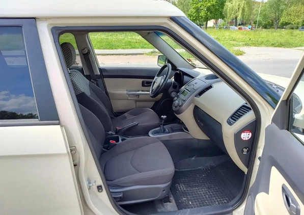 Kia Soul cena 11900 przebieg: 348200, rok produkcji 2009 z Tychy małe 79